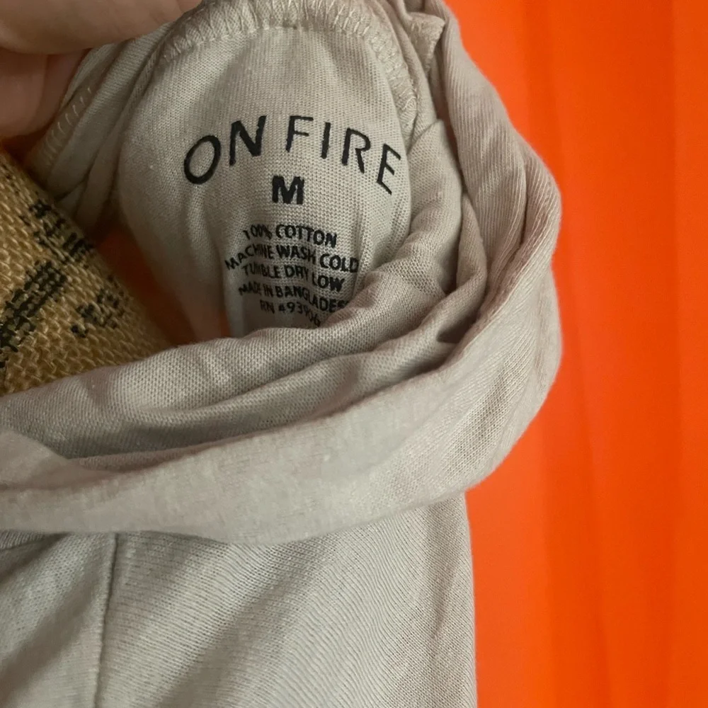 Medium top by OnFire - Picture 3 of 5